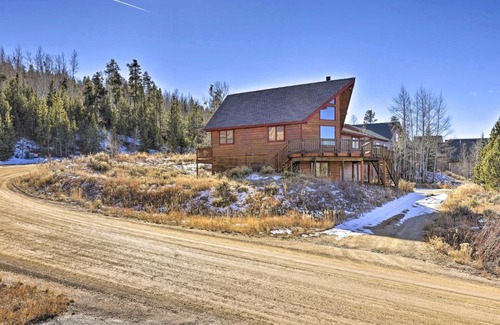 Innsbruck Val Moritz House | 1 Mi to Granby Ranch Family-Friendly Cabin!