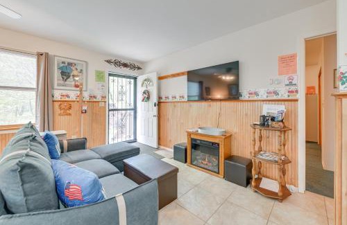 Hunter House | 1 Mi to Hunter Mtn Cozy Unit on 6-Acre Property!