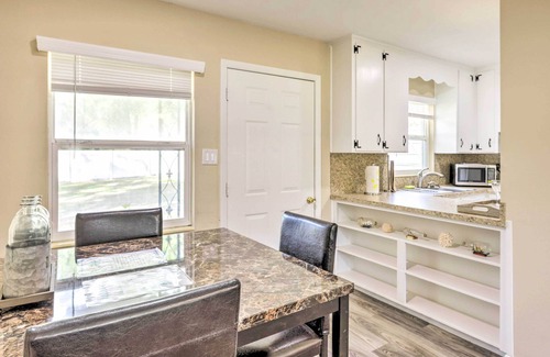 Summerfield House | < 1 Mi to Lake Weir: Quiet Summerfield Getaway