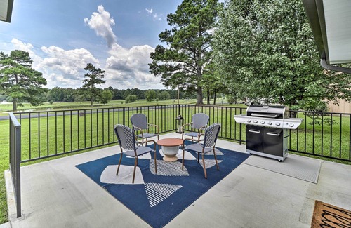 Bismarck Cottage | 1 Mi to Marina & Golf: Bismarck Home w/Fire Pit!