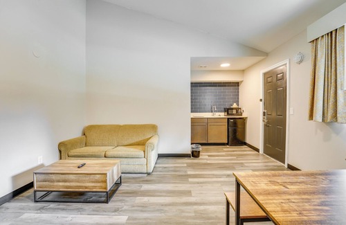 Port Huron Apartment | 1 Mi to Riverfront: Sleek Port Huron Studio