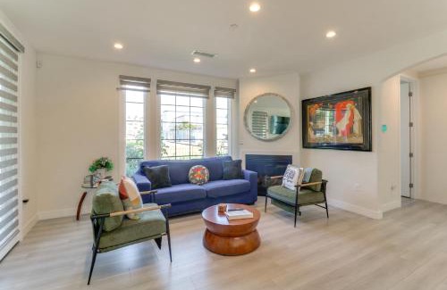 Pasadena House | 1 Mi to Rose Bowl Pasadena Home with Fenced Yard!