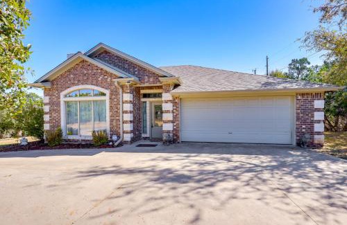 Belton House | 1 Mi to Stillhouse Hollow Lake Texas Family Home