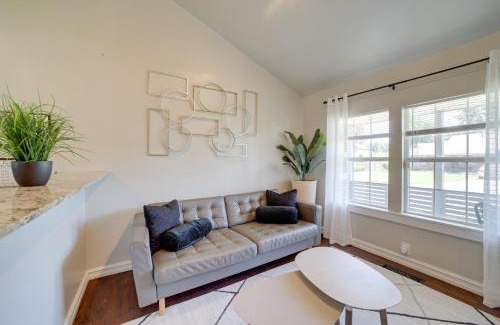 Tulsa House | 1 Mi to Tulsa Arts District Home with Yard!