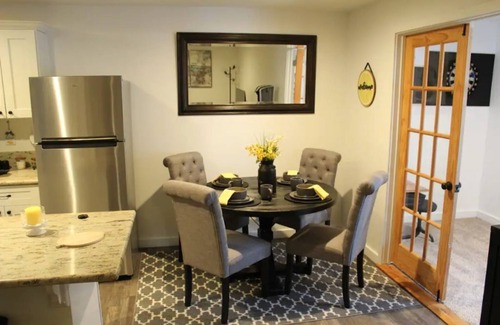 Willamina Apartment | 1 Mile from Spirit Mountain Casino! Cozy apartment that sleeps 6