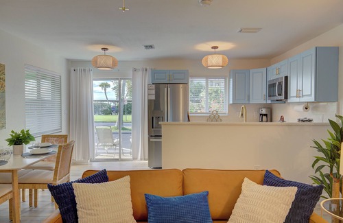 Dunedin Condo | 1 Mile To Honeymoon Island Beach Gear Included Free Pass To Honeymoon Fast Wi-fi