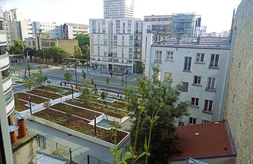 Quartier des peupliers Apartment | 1 min from the metro, ideal for exploring Paris with the family or on business trips!