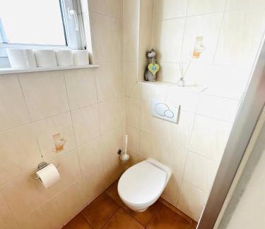 Vienna Apartment | 1 Min to Metro I Balcony I 20 Min to Inner City