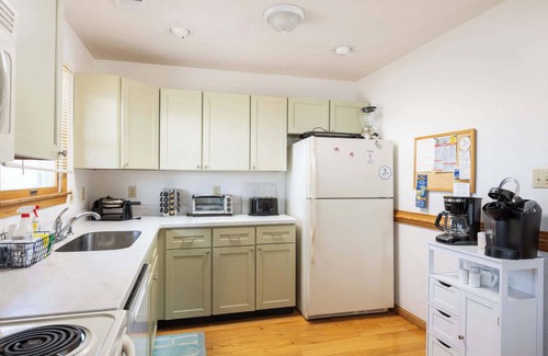 Currituck County House | 1 Min Walk to Beach, Private Pool, Family Friendly