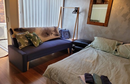 Helensvale House | 1 minutes to the thema parks to Movie World, Wet n Wild, TopGolf, OutBreak.