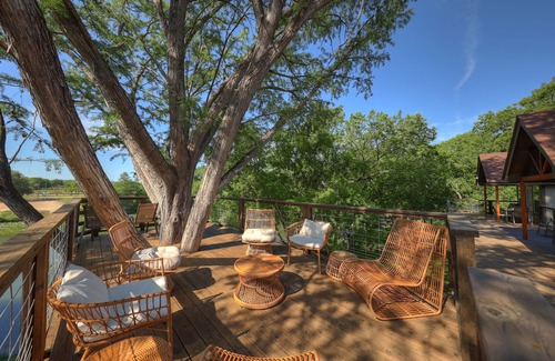 Center Point Cabin | #1 of 4 Treetop River Cabins: - Kayaks+Fishing+Fire pits+Hammocks= Memories!