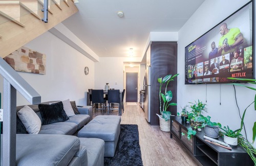 King West Village Condo | 1 Shaw St Loft Suites