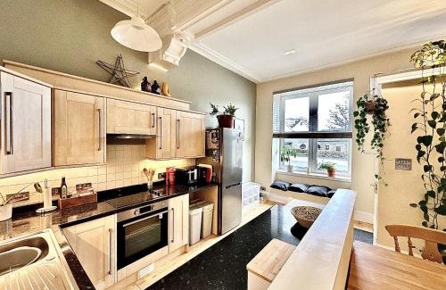 Kilmartin Apartment | 1 The Cairn Kilmartin - Beautiful Victorian Flat, Pet Friendly