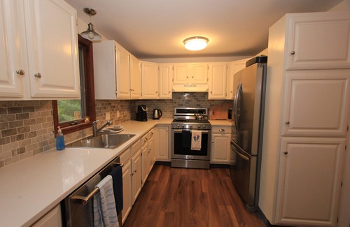Sandwich House | 1 Timber Way- Tranquil pet-friendly retreat w/pond access