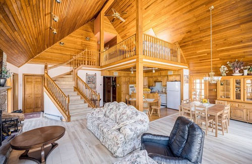 Nicholson House | 10-acre home with deck, BBQ, bar, pool table, fireplace, & loft