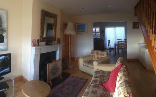 Duncannon House | 10 Beachview