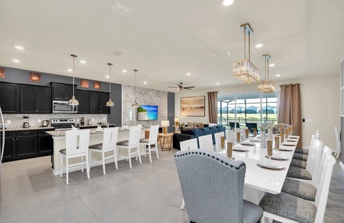 Davenport Villa | 10 BED | 8 BATH Brand NEW Villa GamesRoom & POOL 4265Lana