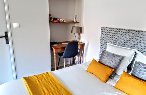 Chaux Bed & Breakfast | 10 Côté Cour