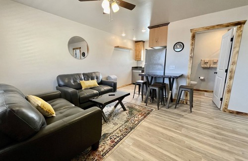Moab South Valley House | #10 Garage, Balcony, Walking Distance to Hiking Trails