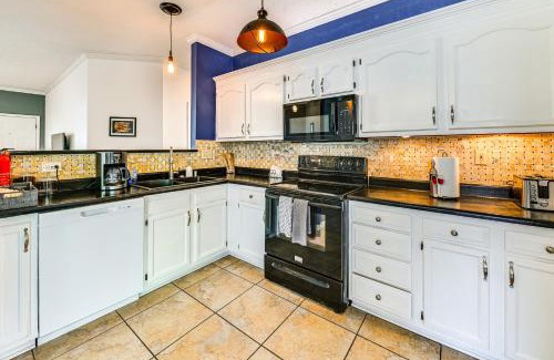 Lexington House | 10 Mi to Keeneland Family Home with Deck and Yard