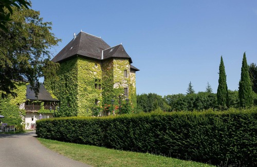 Chambery Apartment | 10 mins de Chambéry ! Chateau, Piscine, Fitness