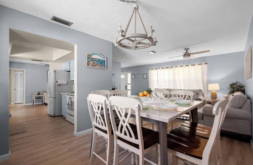 West Bradenton House | 10 MINS TO ANNA MARIA@HEATED POOL/SPA@GAME ROOM@OASIS ESCAPE