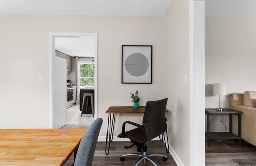 Birmingham House | 10 Mins to Downtown! Modern in Magic City- Unit A