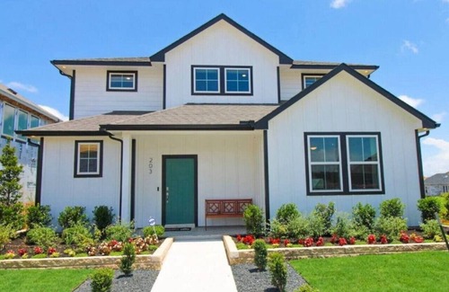 Hutto House | 10 mins to Hutto Samsung Plant