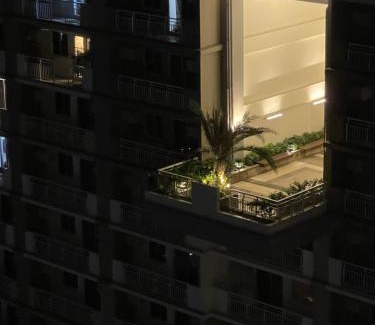 Project 4 Apartment | 10-minute ride to Araneta Coliseum