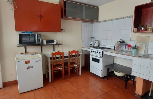 Miraflores House | 10 minutes from Kennedy park in Miraflores. Close to the Beach and Inka Market.