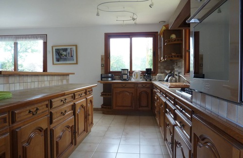 Pludual House | 10 minutes from the beach, country gîte for 2 to 12 people