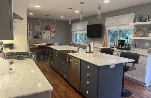 Golden Valley House | 10 Minutes to downtown Minneapolis