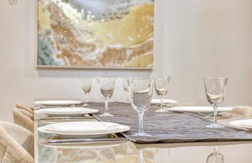 Lake Sarasota House | 10 sleeps 3bd 2bth house Hot tub free parking