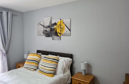 St. Ann's Chapel House | 10, Valley View Lodge, A beautiful 3 bedroom lodge with private Hot Tub and use of all onsite leisure facilities including fitness suite, indoor and outdoor pools set in the heart of the Tamar Valley