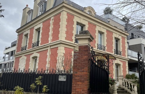 Chatenay-Malabry House | 10' walk from Parc de Sceaux Historic 5-bedroom villa