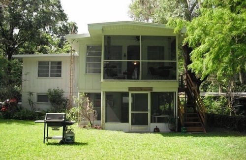 Dunnellon House | 100 FT OF RIVER FRONT! HALFWAY BETWEEN KP HOLE & SWAMPY'S!