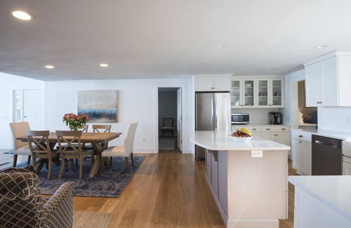 Skaneateles House | 100' Level Lakefront Beach