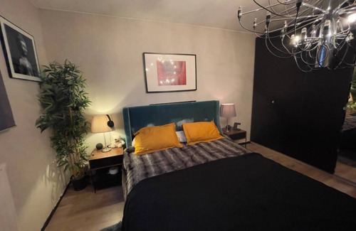 Saint-Laurent-de-Mure Resort | 100 m² Private room ∙ 1 bedroom ∙ 2 guests