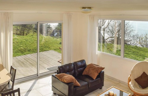 Saint-Michel-en-Greve House | 100 m² House ∙ 3 bedrooms ∙ 6 guests