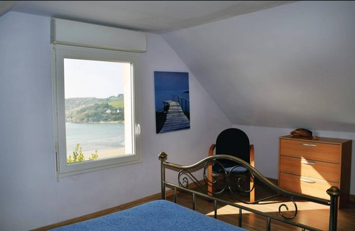 Saint-Michel-en-Greve House | 100 m² House ∙ 3 bedrooms ∙ 6 guests