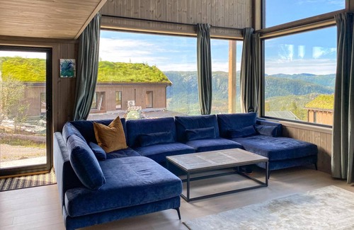 Hjartdal House | 100 m² House ∙ 4 bedrooms ∙ 9 guests