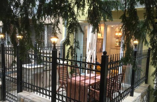 Oborishte Apartment | 100 m² Apartment ∙ 2 bedrooms ∙ 4 guests
