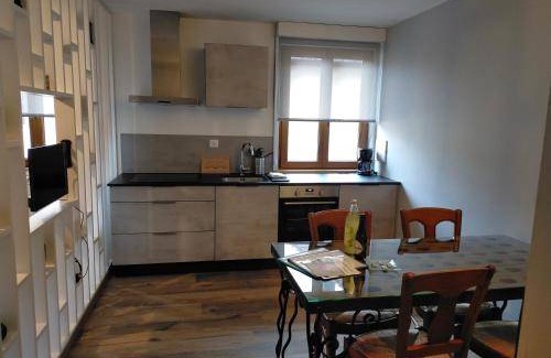 Saint-Hippolyte Apartment | 100 m² Apartment ∙ 3 bedrooms ∙ 6 guests