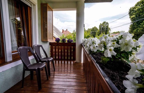 Balatonfoldvar Apartment | 100 m² Apartment ∙ 2 bedrooms ∙ 6 guests
