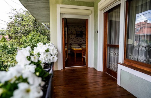 Balatonfoldvar Apartment | 100 m² Apartment ∙ 2 bedrooms ∙ 6 guests