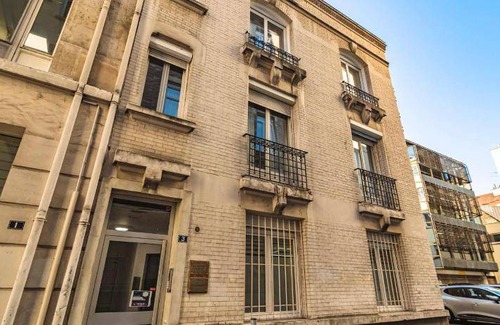 Reims City Centre Apartment | 100 m² Apartment ∙ 2 bedrooms ∙ 4 guests