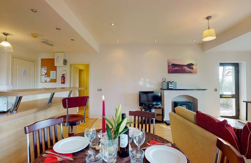 Killorglin Apartment | 100 m² Apartment ∙ 2 bedrooms ∙ 5 guests