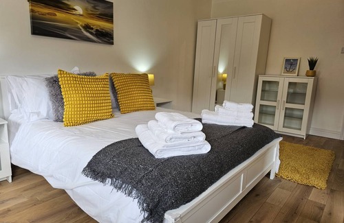 Cromer Apartment | 100 m² Apartment ∙ 1 bedroom ∙ 4 guests