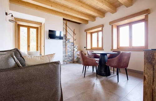 Civenna Apartment | 100 m² Apartment ∙ 1 bedroom ∙ 5 guests