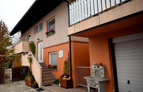 Trzic Apartment | 100 m² Apartment ∙ 2 bedrooms ∙ 9 guests